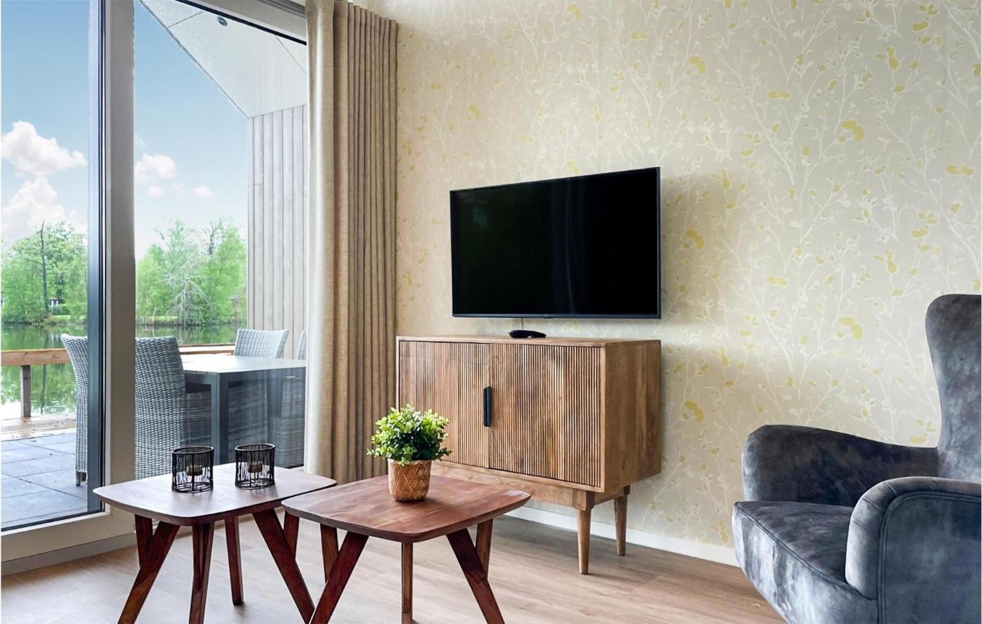 Cozy Home In Oosterwolde With Sauna 외부 사진